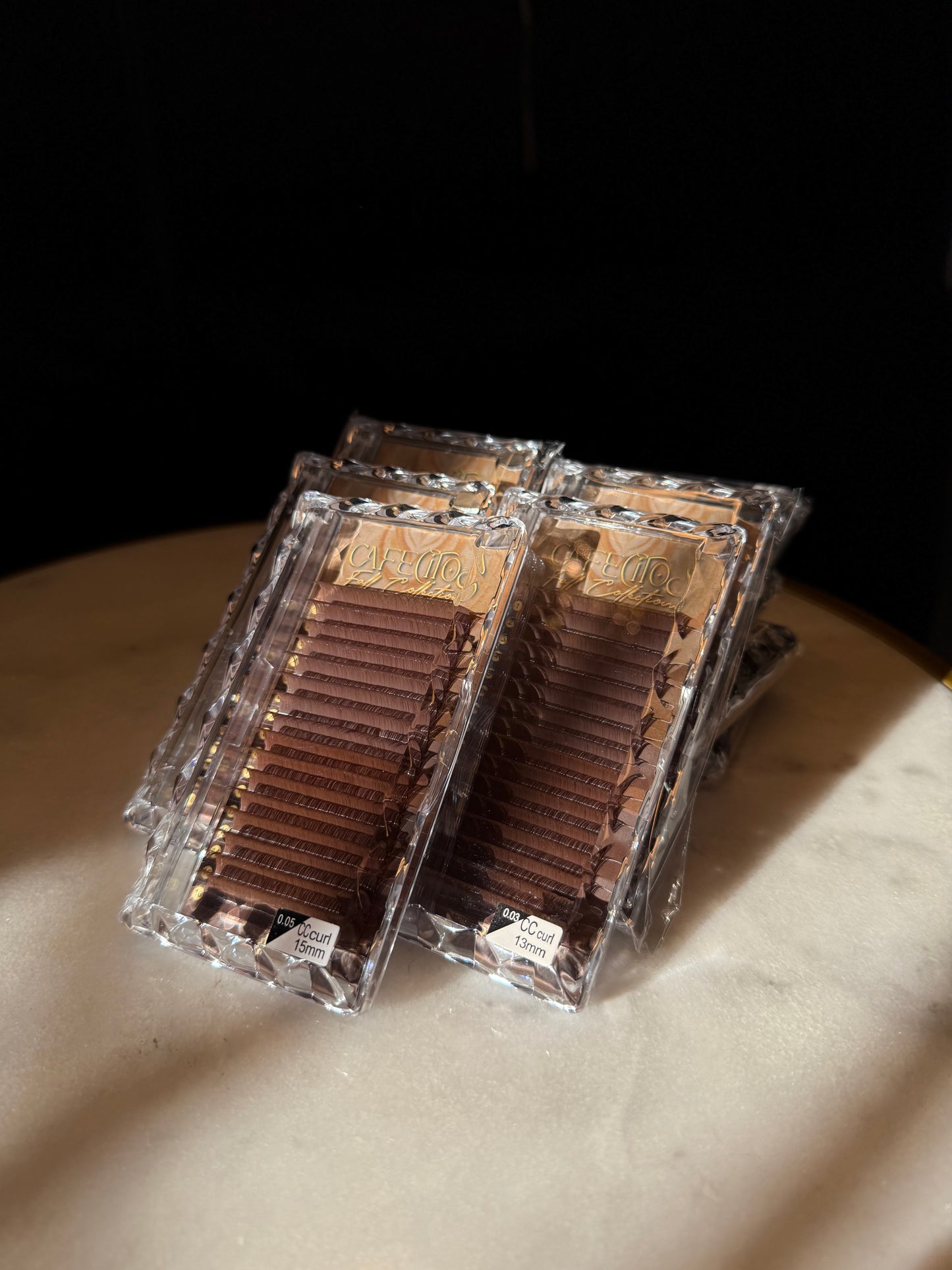 Caffecitos (Brown Single length Lashes)